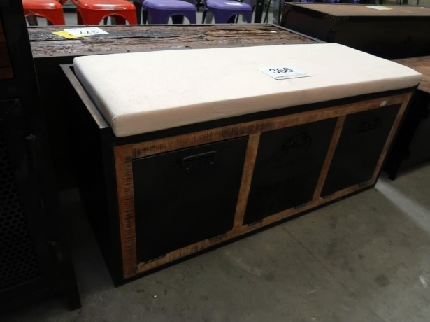 new-yorker-stil-baenk-med-metalramme-big-3