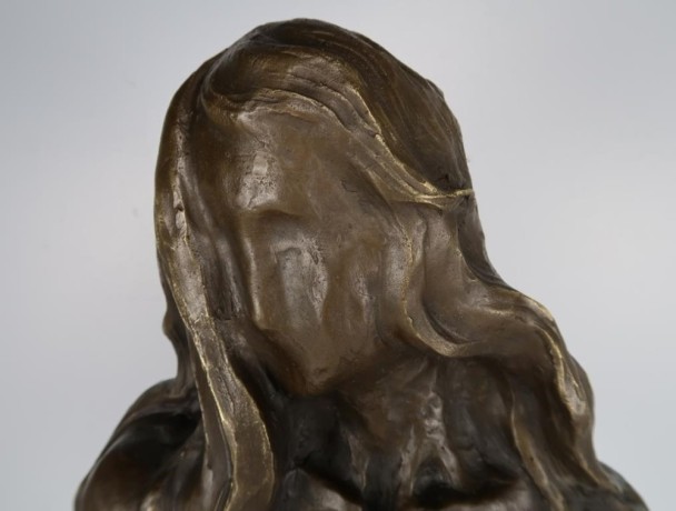 kvindekrop-skulptur-i-bronze-big-2